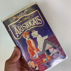 Vintage Arostocats Disney Masterpiece VHS Clamshell